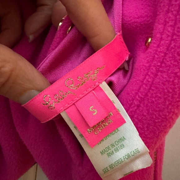 Nearly New Lilly Pulitzer reversible zip-front vest - Picture 3 of 6